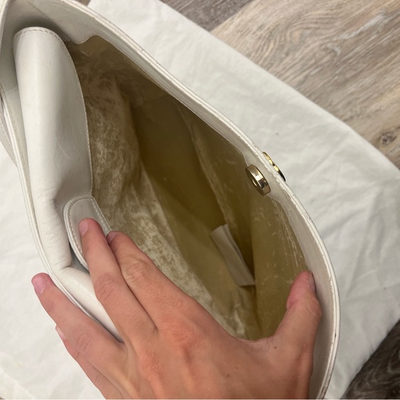 White leather logo gucci shoulder bag purse - Picture 11 of 11